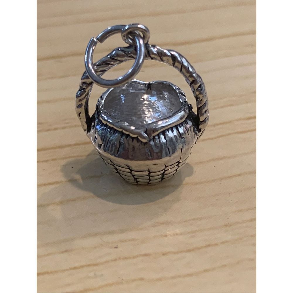 .925 Vintage Tall Sea Shell Basket Sterling Silver Jewelry Charm #basket collect